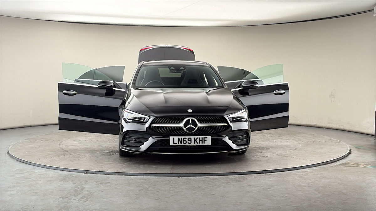 More views of Mercedes-Benz CLA