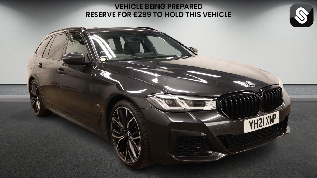 BMW 5 Series Sticky Header Image