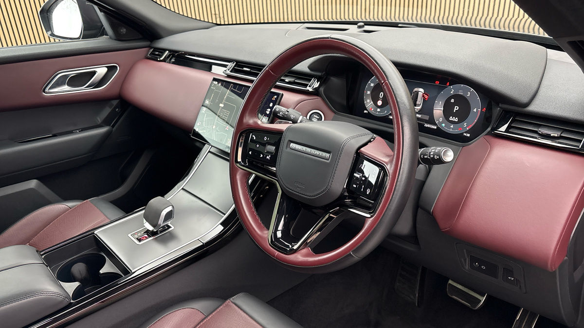 Land Rover Range Rover Velar Image 5