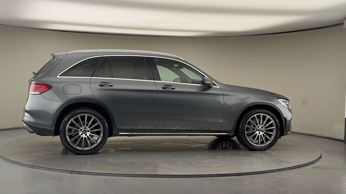 More views of Mercedes-Benz GLC