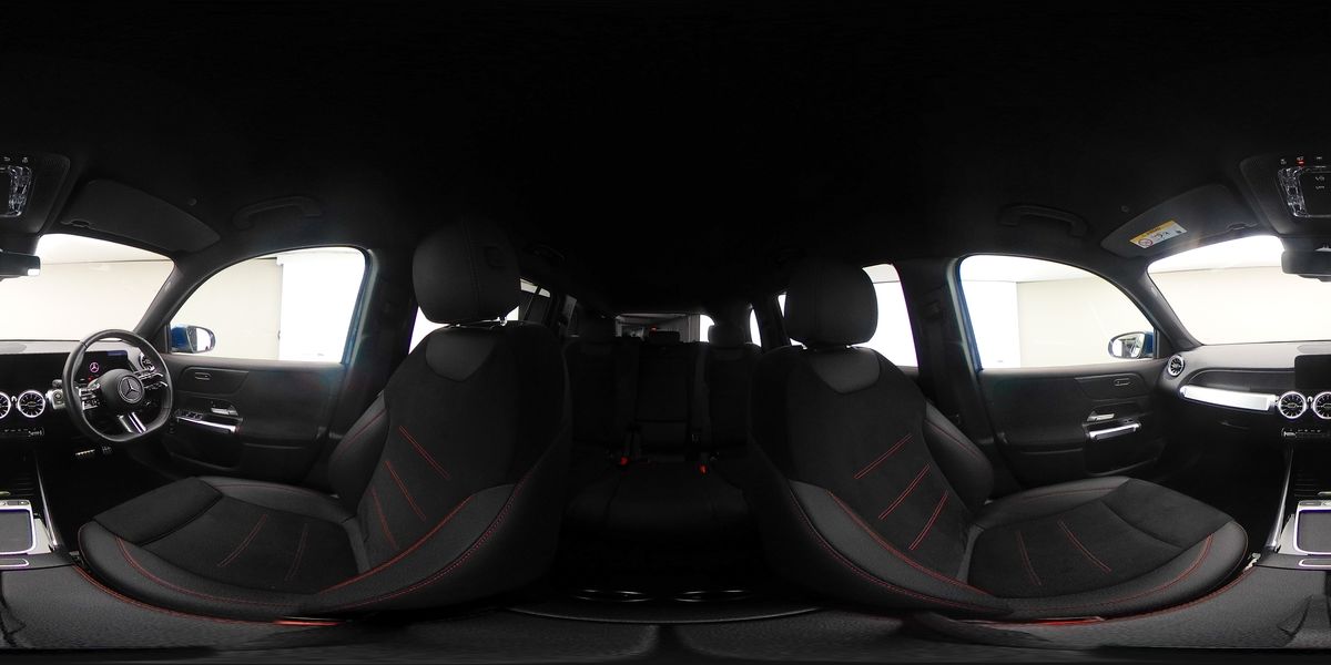 More views of Mercedes-Benz GLB