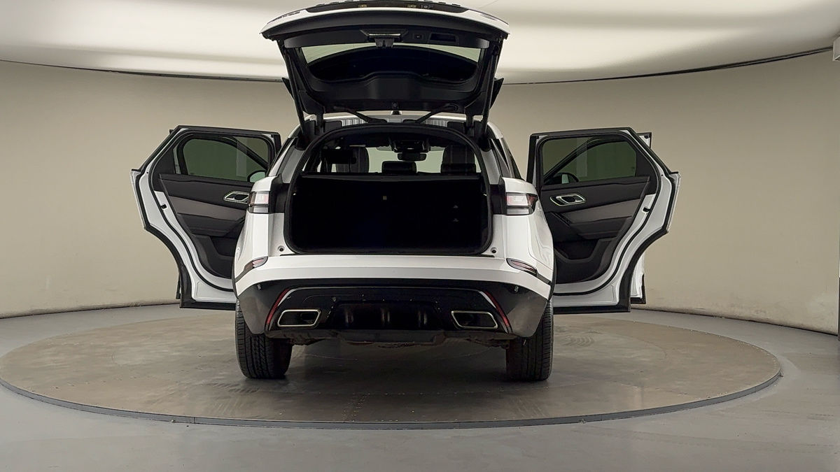 More views of Land Rover Range Rover Velar