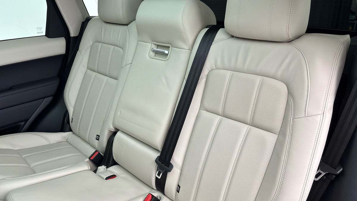 Land Rover Range Rover Sport Image 8