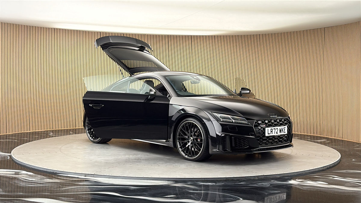 More views of Audi TTS