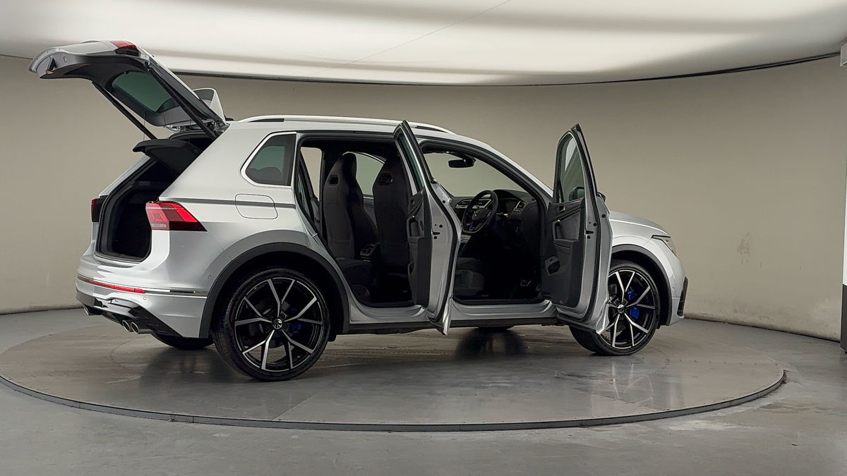 More views of Volkswagen Tiguan