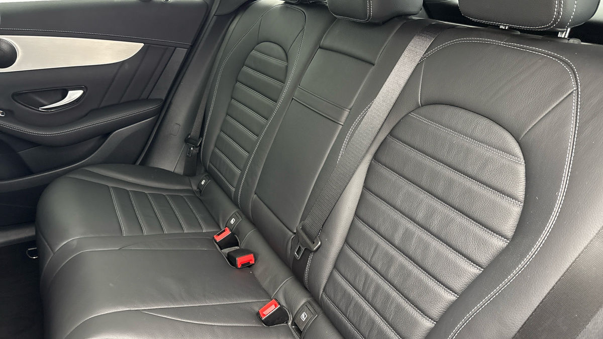 Mercedes-Benz GLC Image 8