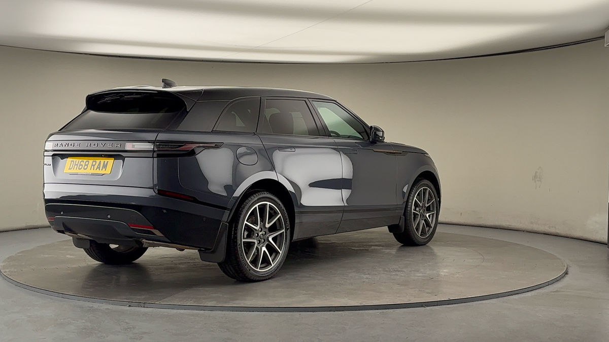 More views of Land Rover Range Rover Velar