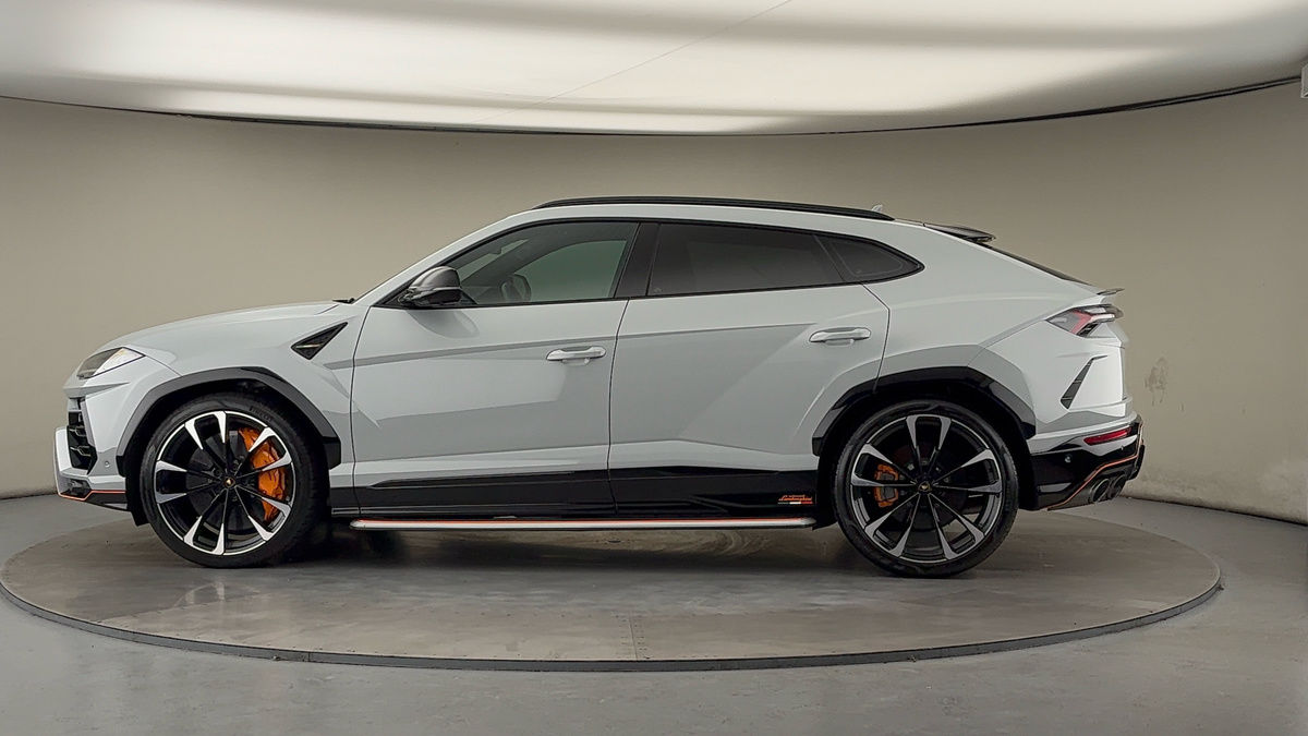 More views of Lamborghini Urus