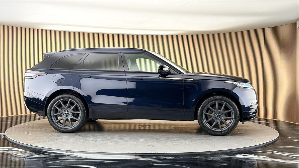 More views of Land Rover Range Rover Velar