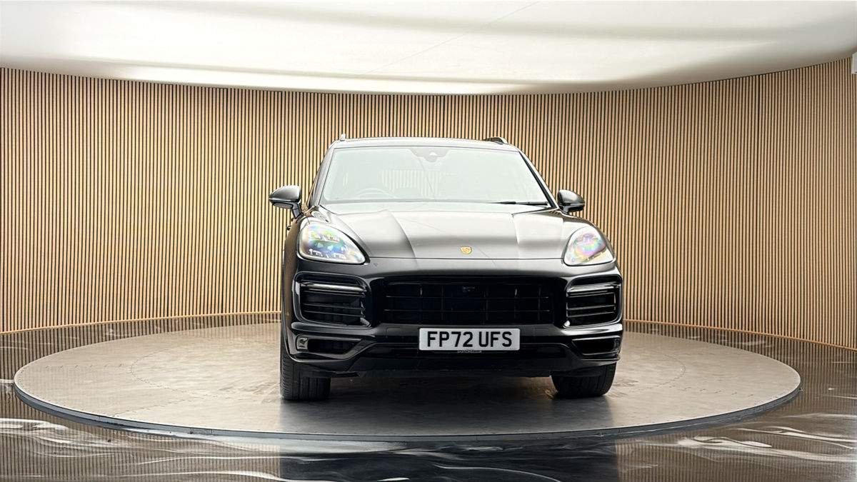 More views of Porsche Cayenne