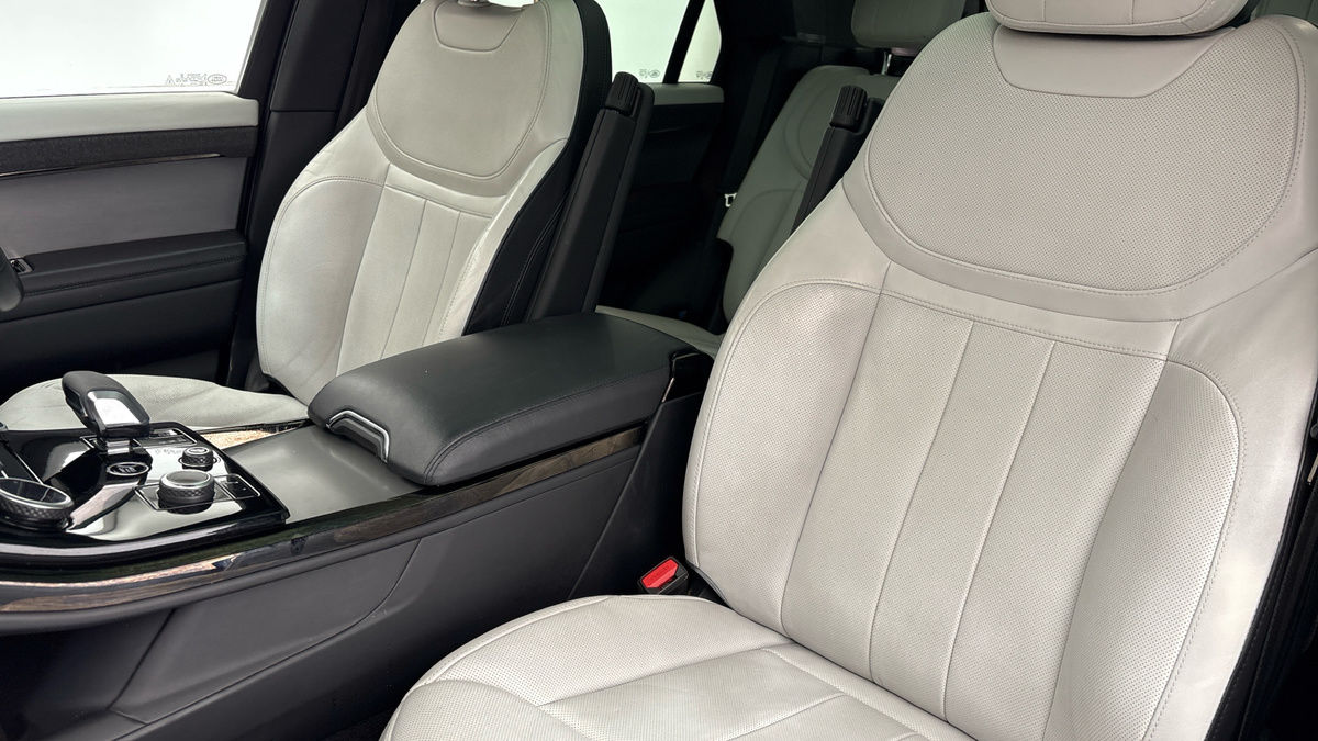 Land Rover Range Rover Sport Image 7