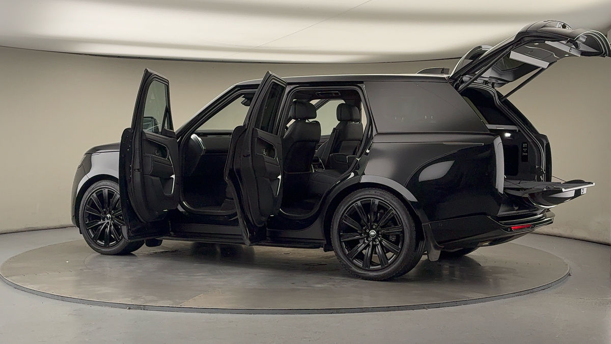 More views of Land Rover Range Rover