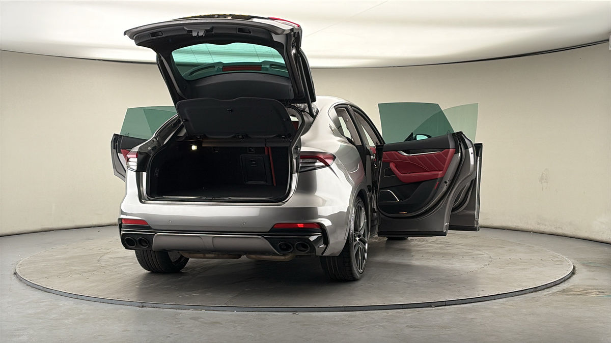 More views of Maserati Levante