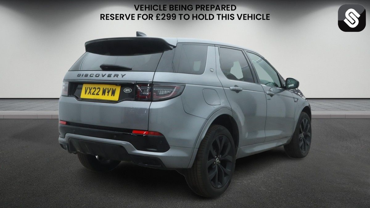 Land Rover Discovery Sport Image 4