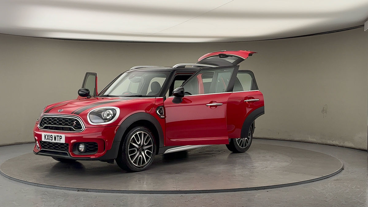 More views of MINI Countryman