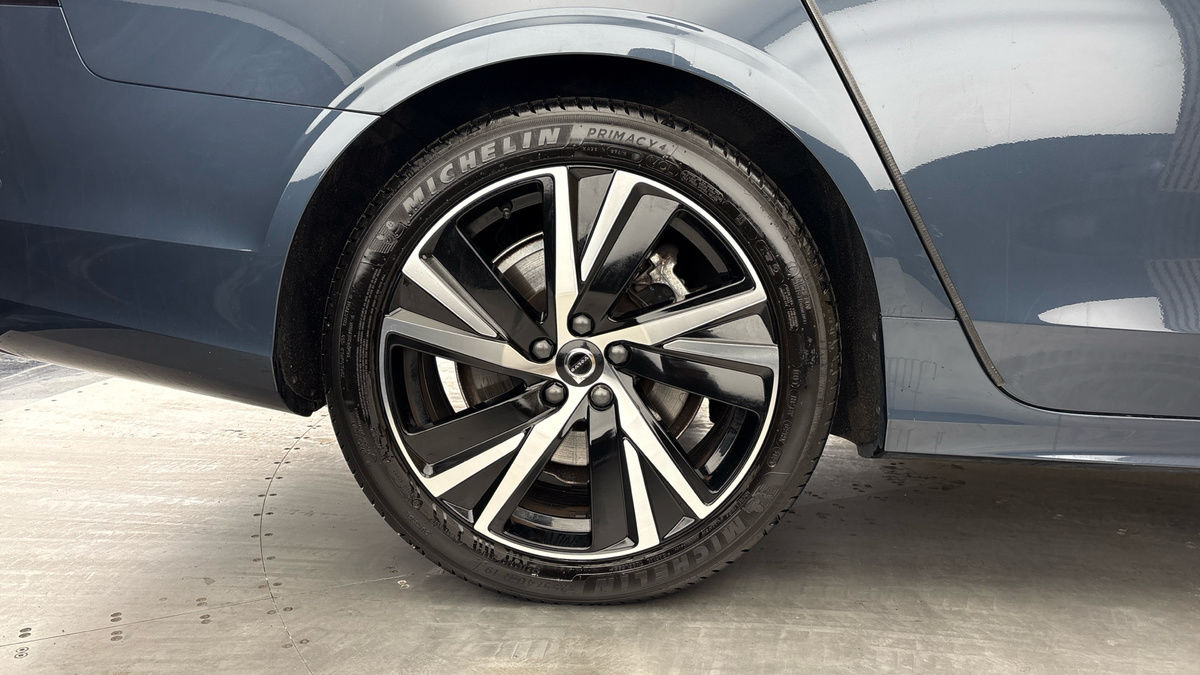 Volvo V90 Image 10
