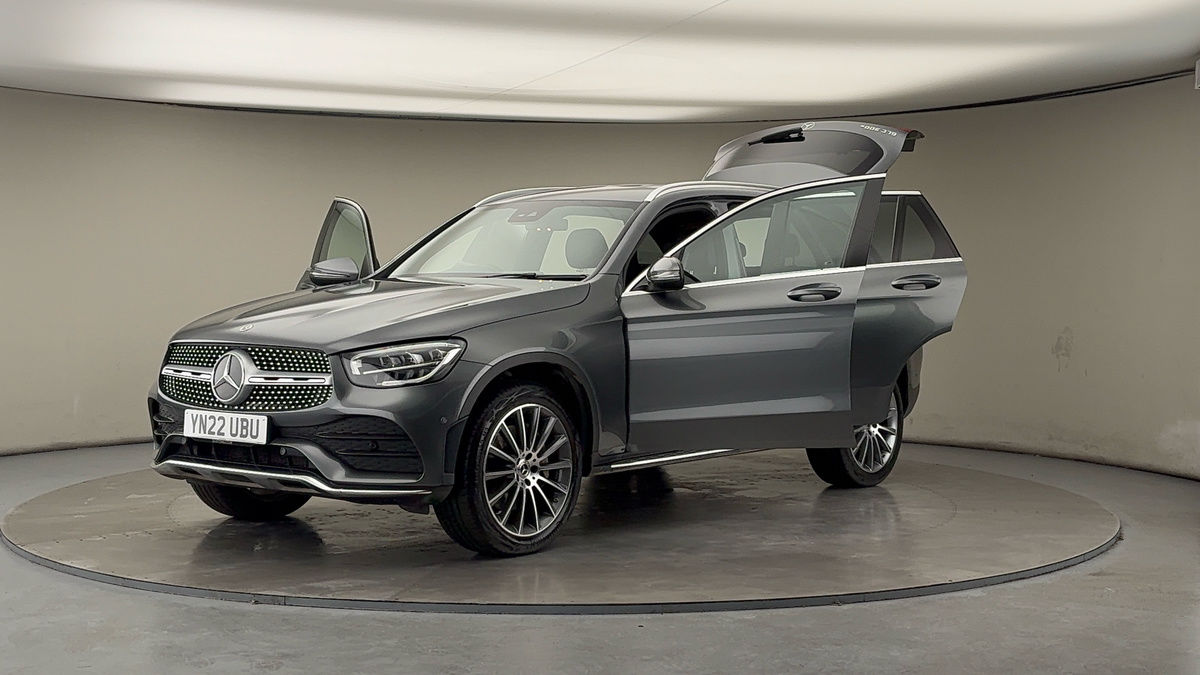 More views of Mercedes-Benz GLC