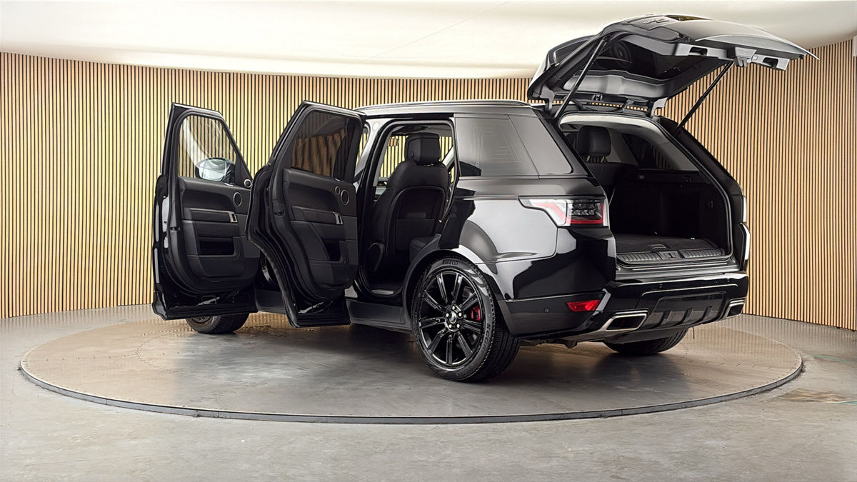 More views of Land Rover Range Rover Sport