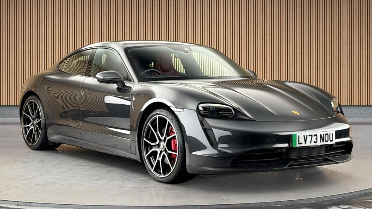 Porsche Taycan Sticky Header Image