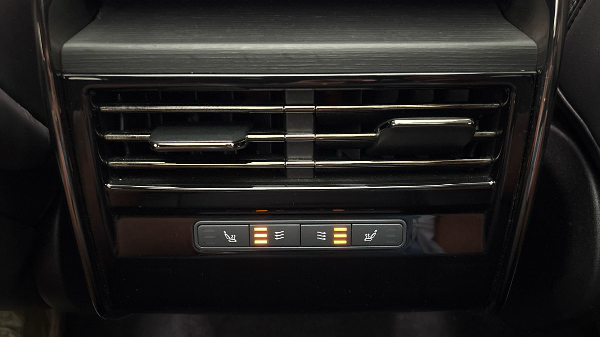 Land Rover Range Rover Sport Image 27