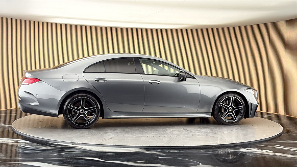 More views of Mercedes-Benz CLS