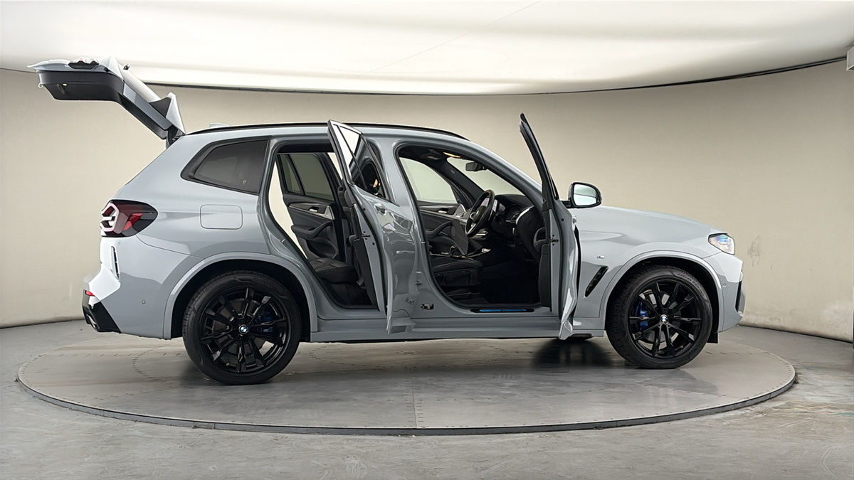 More views of BMW X3