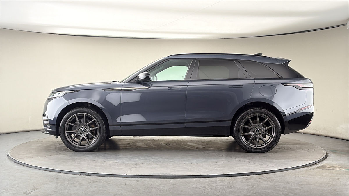 Land Rover Range Rover Velar Image 15