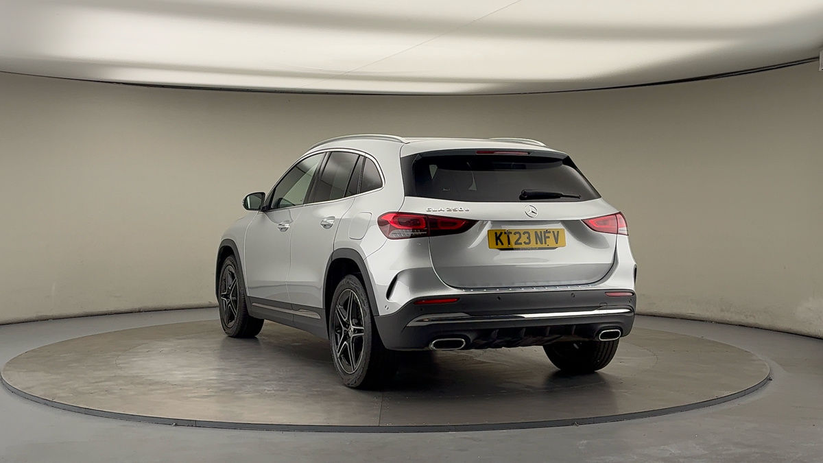 More views of Mercedes-Benz GLA