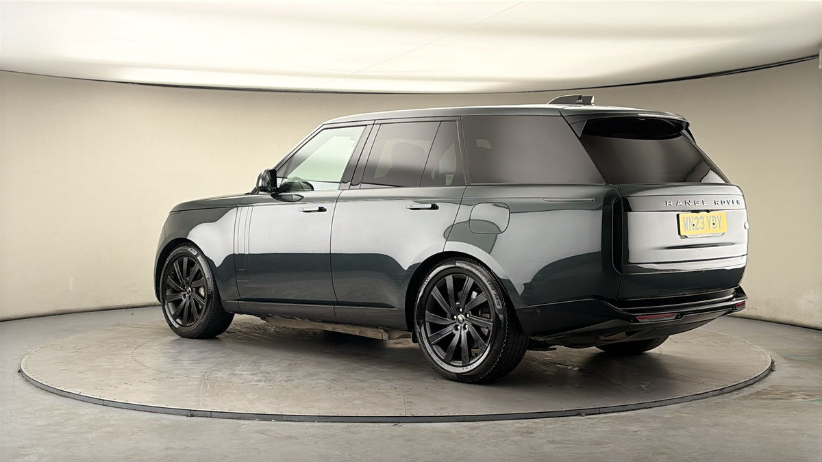 More views of Land Rover Range Rover