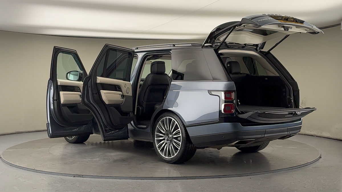 More views of Land Rover Range Rover