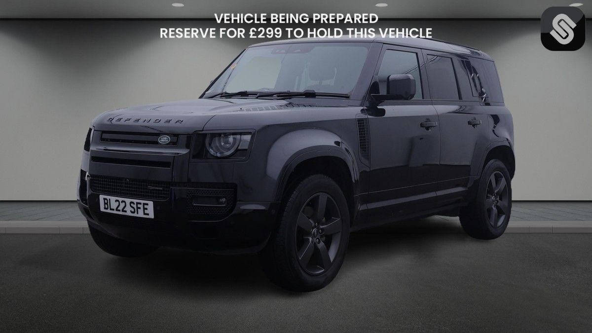 Land Rover Defender 110 Image 2