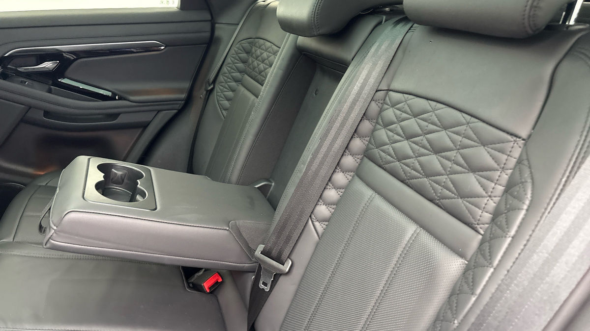 Land Rover Range Rover Evoque Image 9