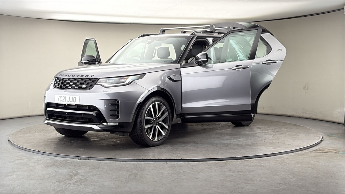 More views of Land Rover Discovery