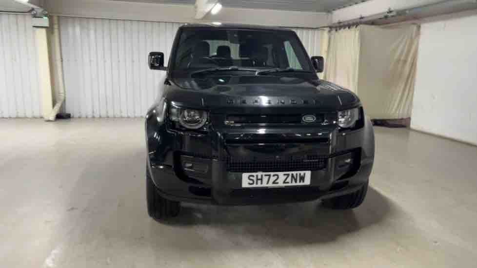 More views of Land Rover Defender 90