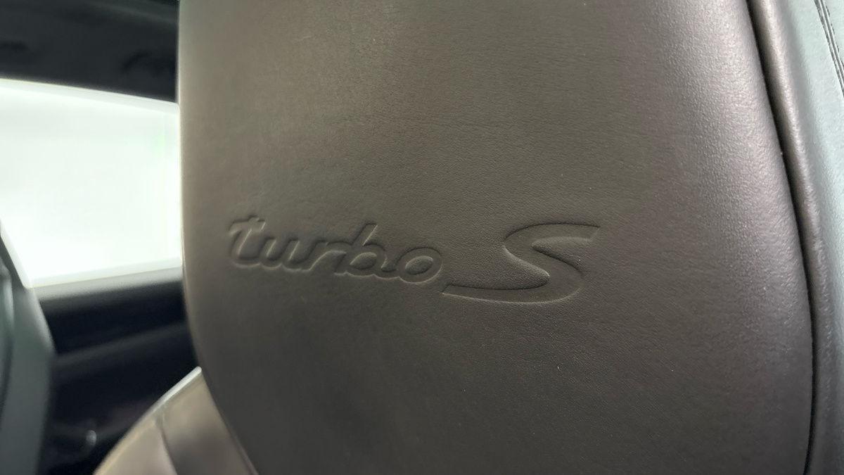 Porsche Cayenne Image 33