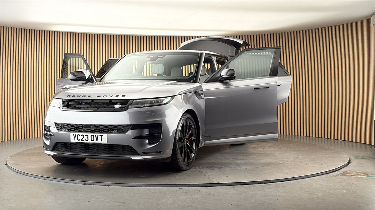 More views of Land Rover Range Rover Sport
