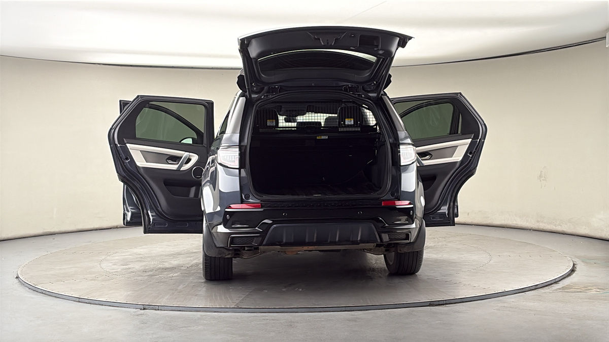 More views of Land Rover Discovery Sport