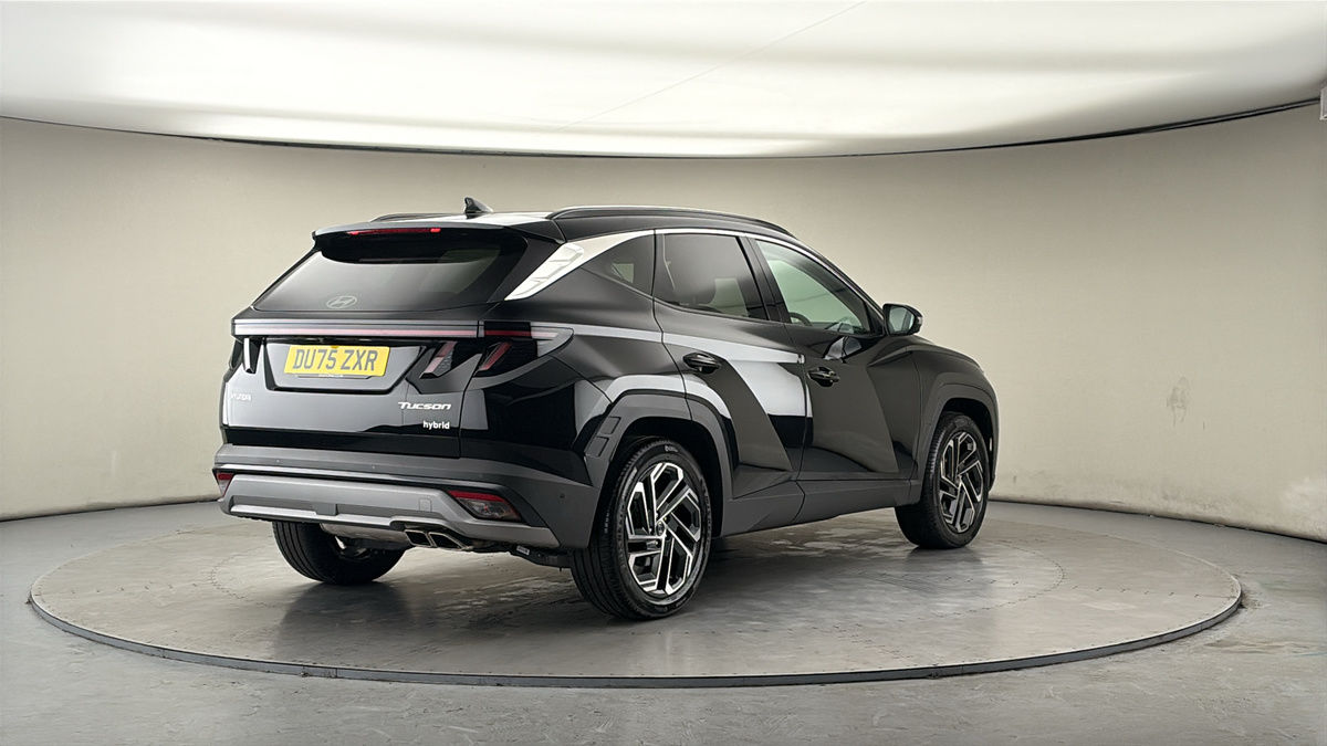 More views of Hyundai TUCSON