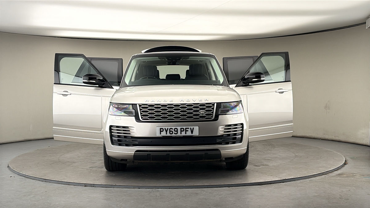 More views of Land Rover Range Rover