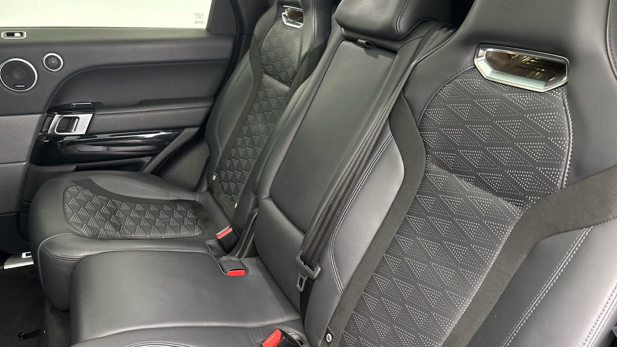 Land Rover Range Rover Sport Image 8