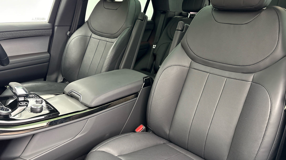 Land Rover Range Rover Sport Image 7
