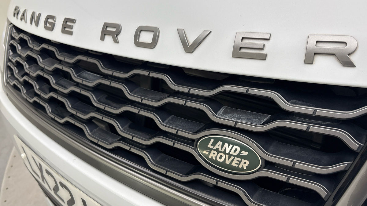 Land Rover Range Rover Sport Image 24