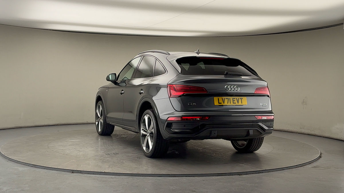More views of Audi Q5