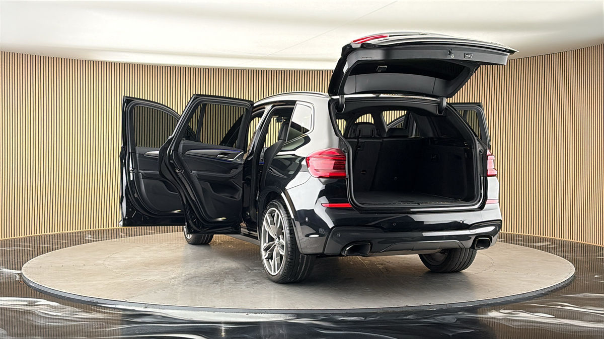 More views of BMW X3