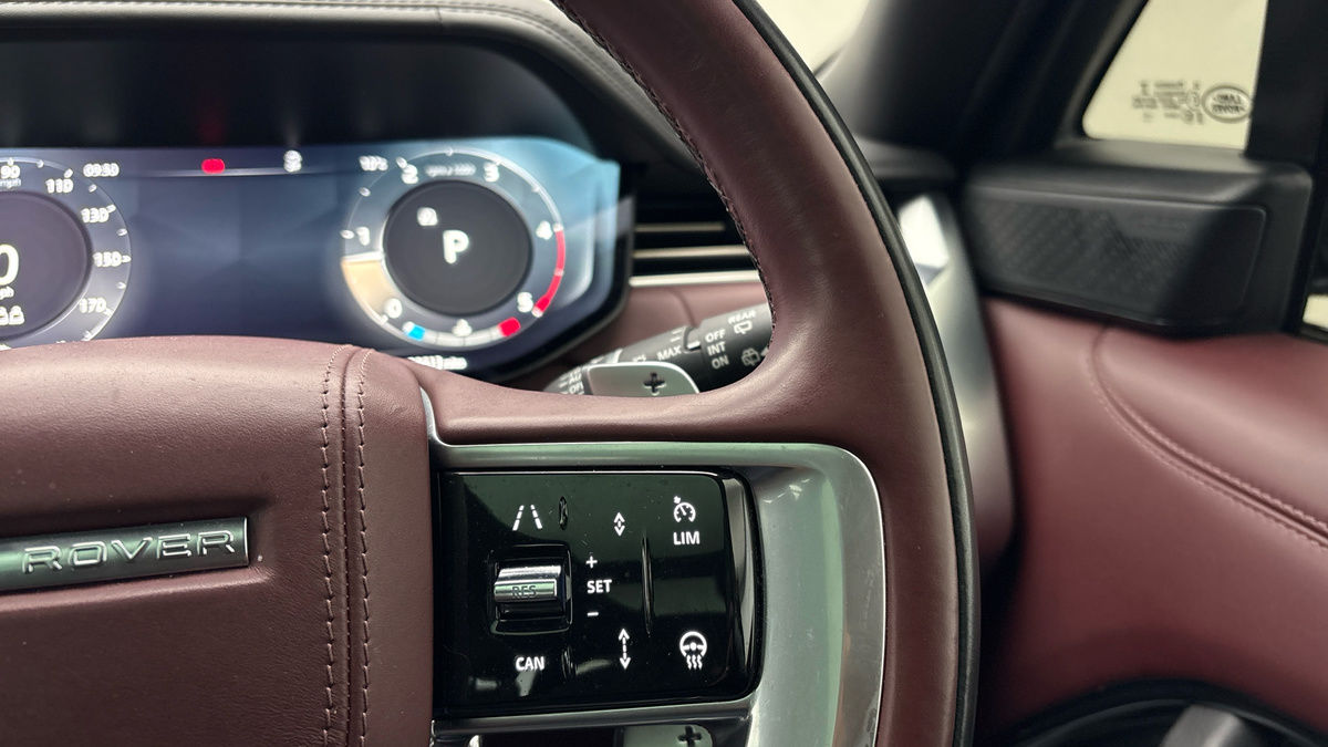 Land Rover Range Rover Image 14