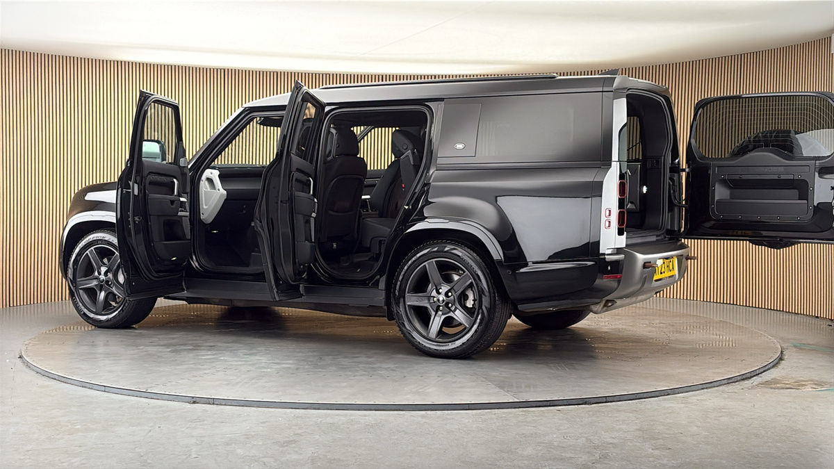 More views of Land Rover Defender 130