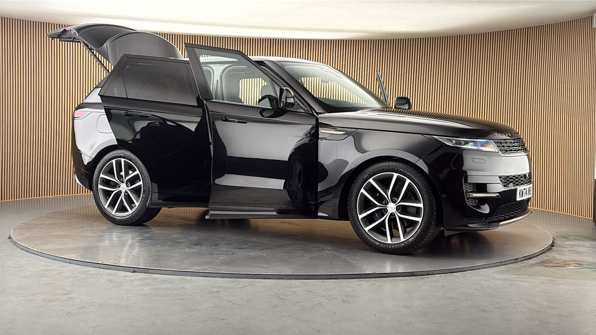 More views of Land Rover Range Rover Sport