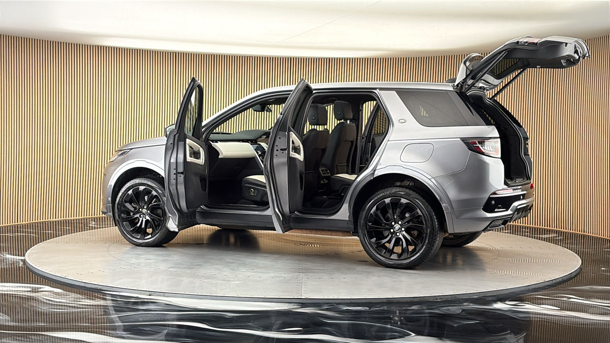 More views of Land Rover Discovery Sport