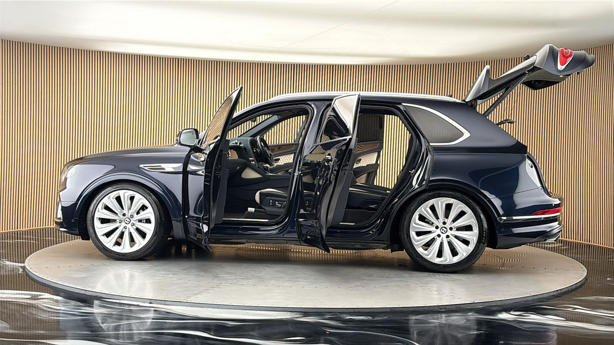 More views of Bentley Bentayga