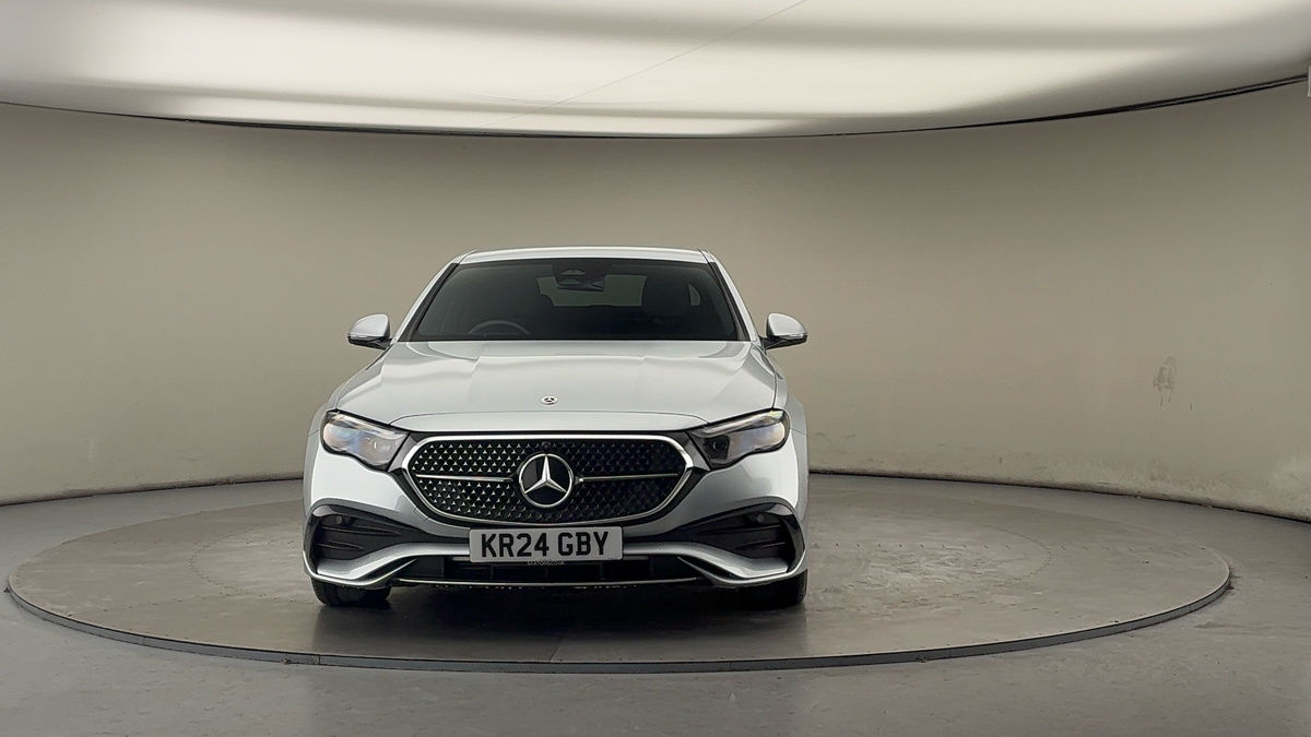 Mercedes-Benz E Class Image 3